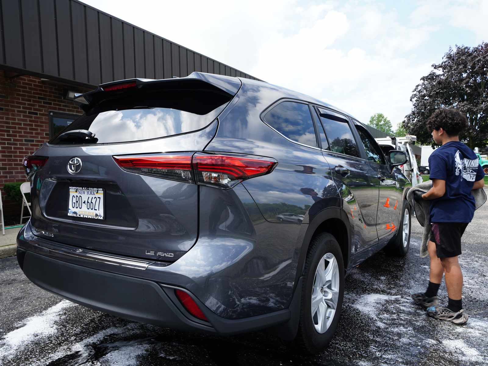 Toyota Highlander — exterior detailing by Ninja Auto Detail